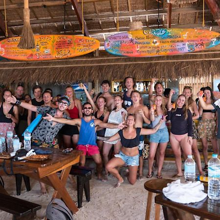 Mad Monkey Hostel Siargao (Adults Only) Генерал-Луна Экстерьер фото